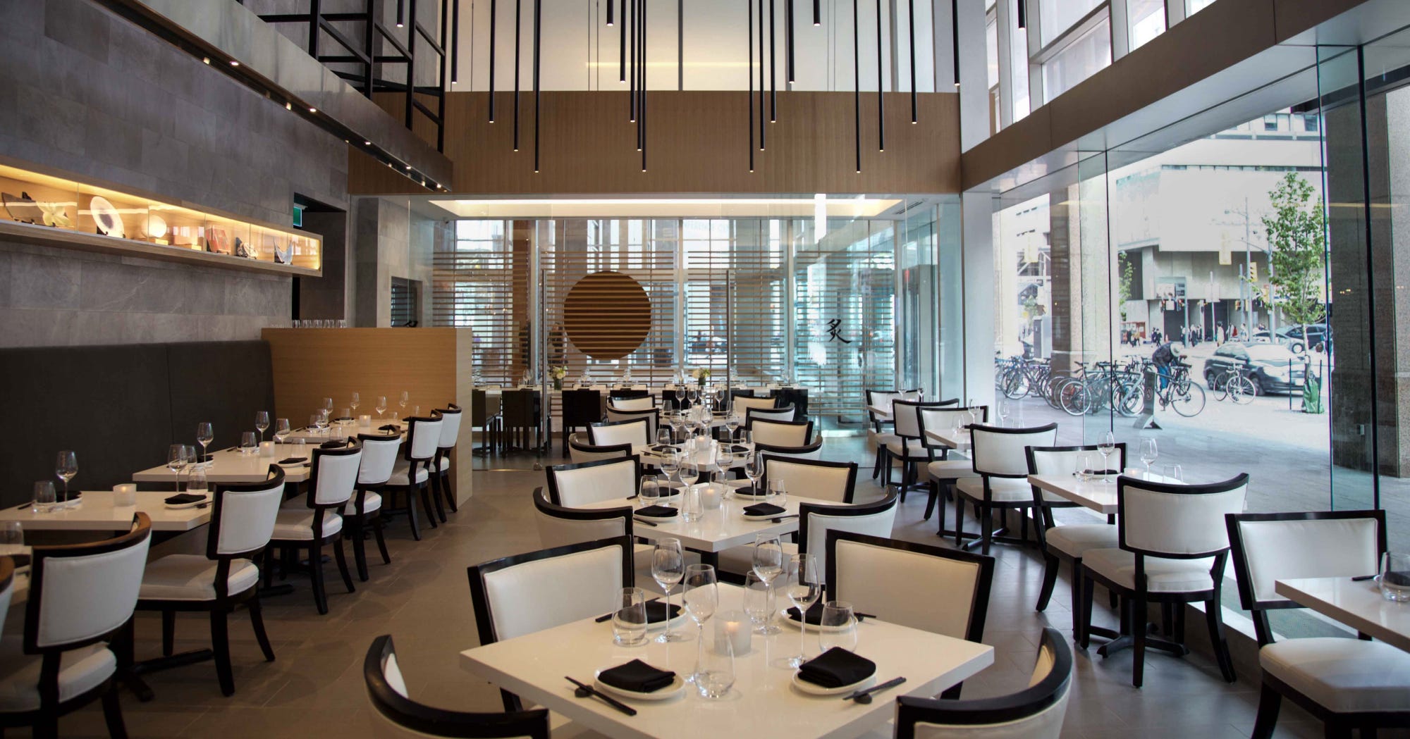 The Top 6 Restaurants Within Walking Distance From Scotiabank Arena