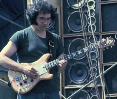 jerry garcia playing wolf