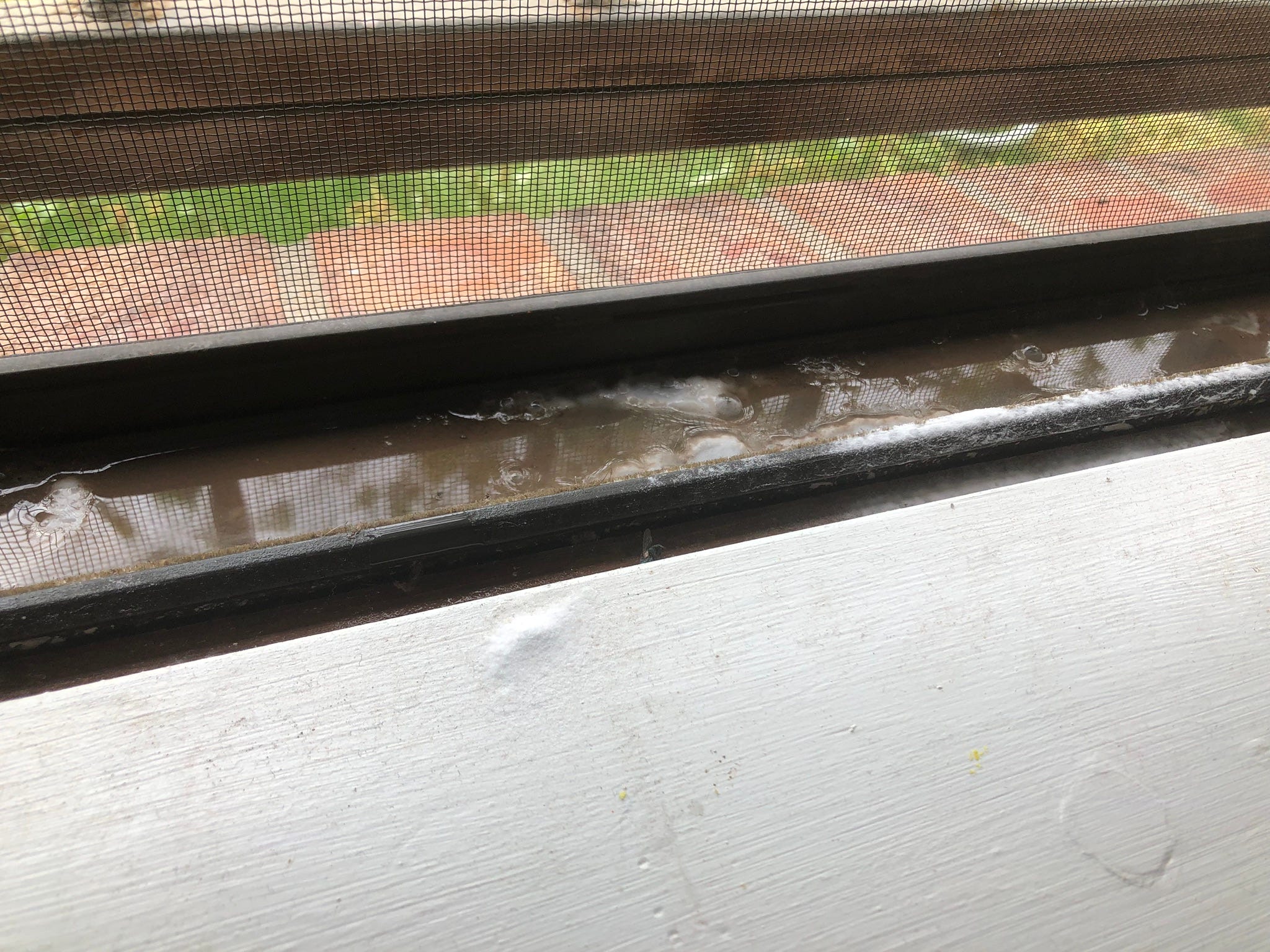 How to Clean Window Sills and Tracks Without Scrubbing by Diana Valle