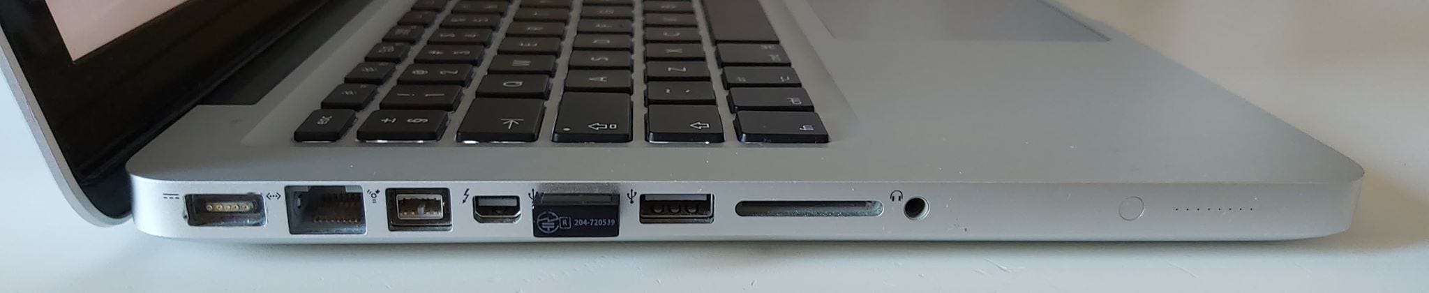 How I Use My Mid 12 Macbook Pro In By Denisa Blackwood Mac O Clock Medium How I Use My Mid 12 Macbook Pro In By Denisa Blackwood Mac O Clock Medium