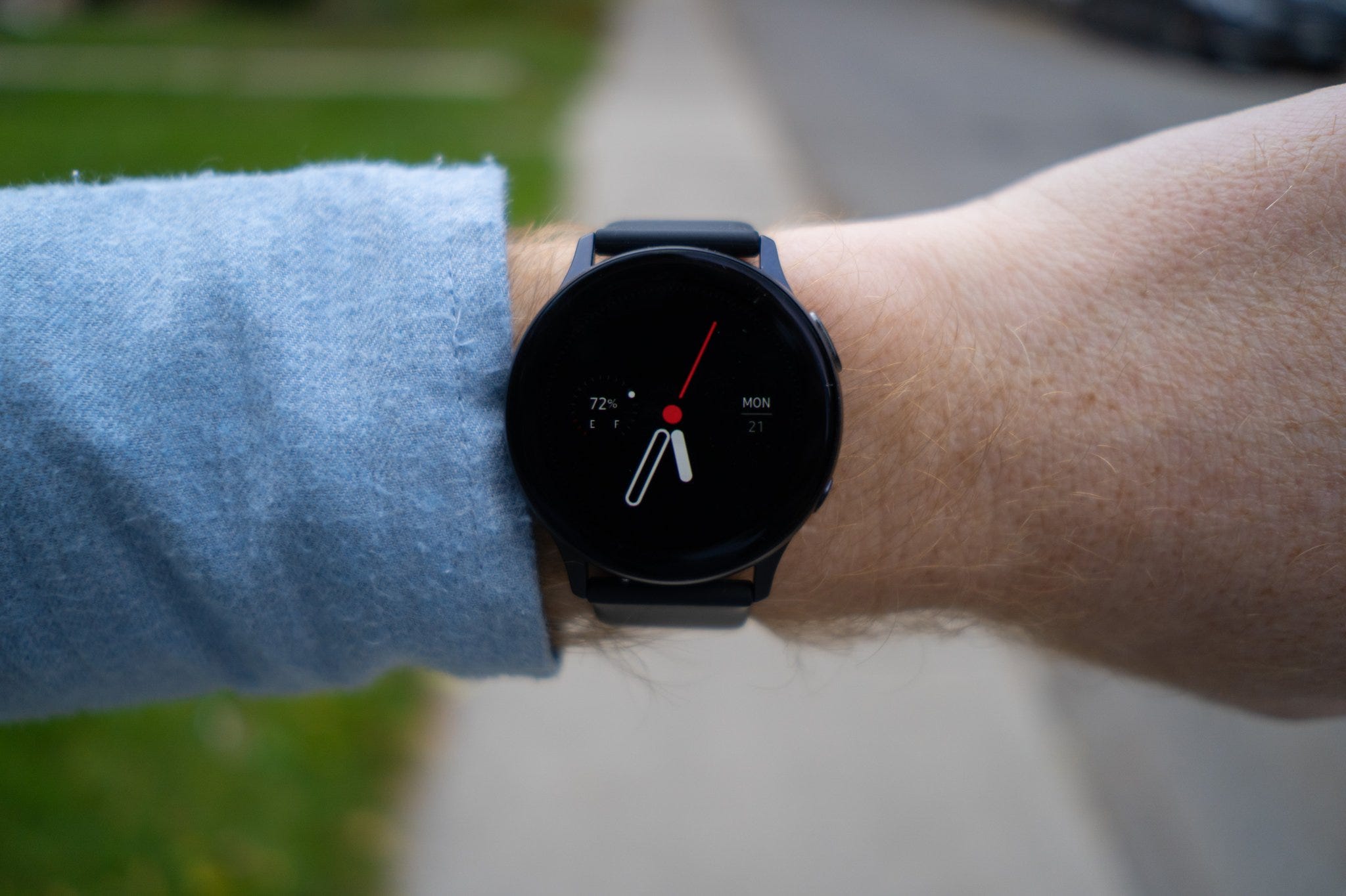 samsung galaxy watch and pixel 2