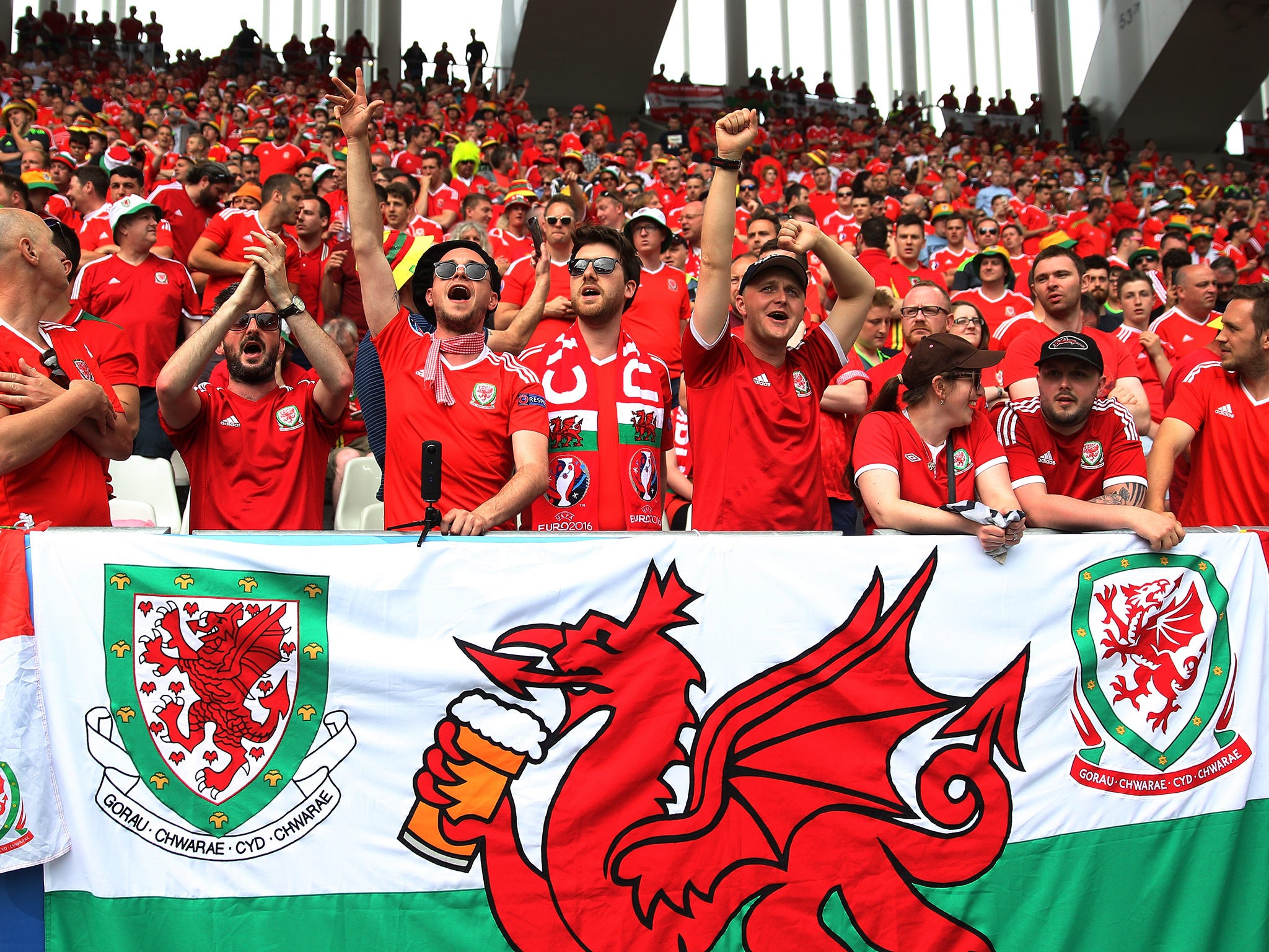 The Hope Doesn T Kill You Wales And Euro 16 By Tristan Cross Medium