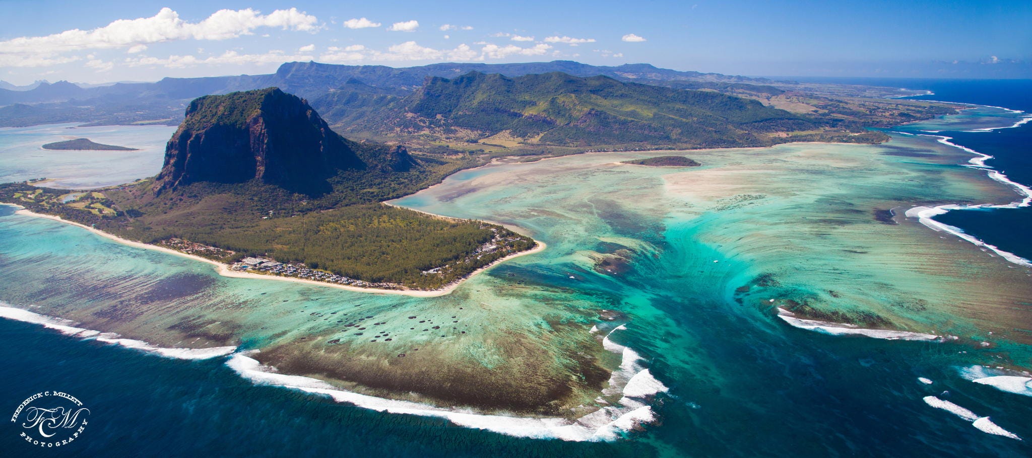 Weekend Diversion: An Underwater Waterfall? - Starts With ...