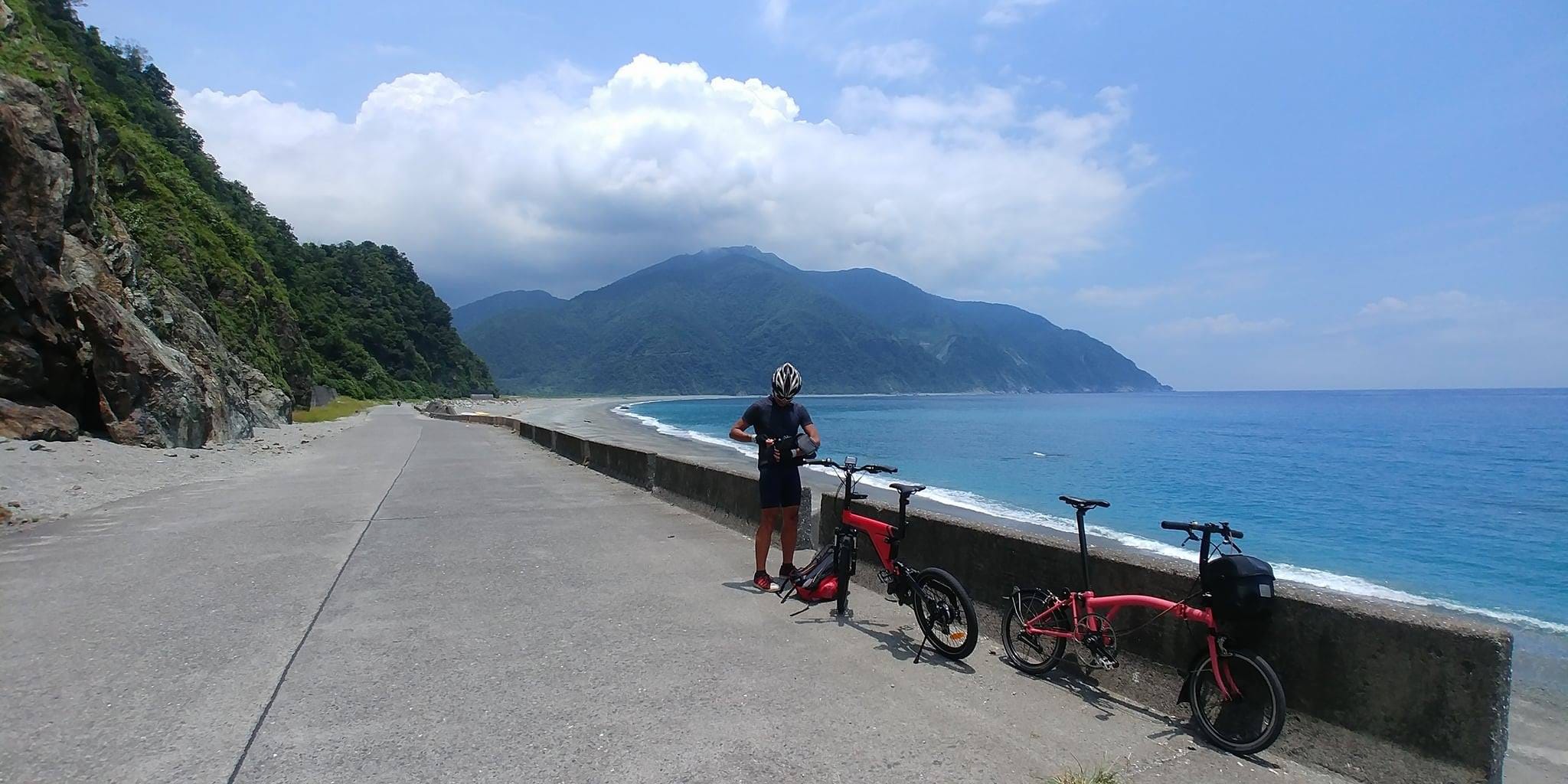 美麗的東澳粉鳥林— 單車探秘. 粉鳥林，這地方頗美的，在人為破壞得 ...