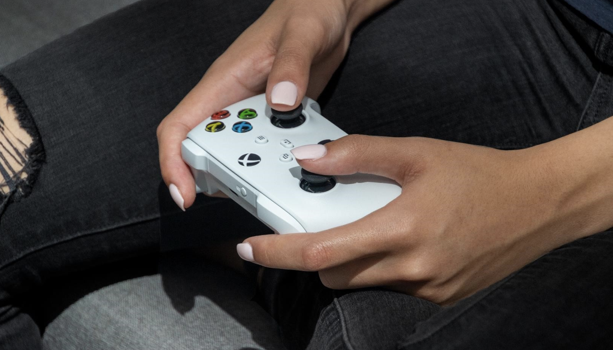Behind the Design Xbox Controller by Joline Tang