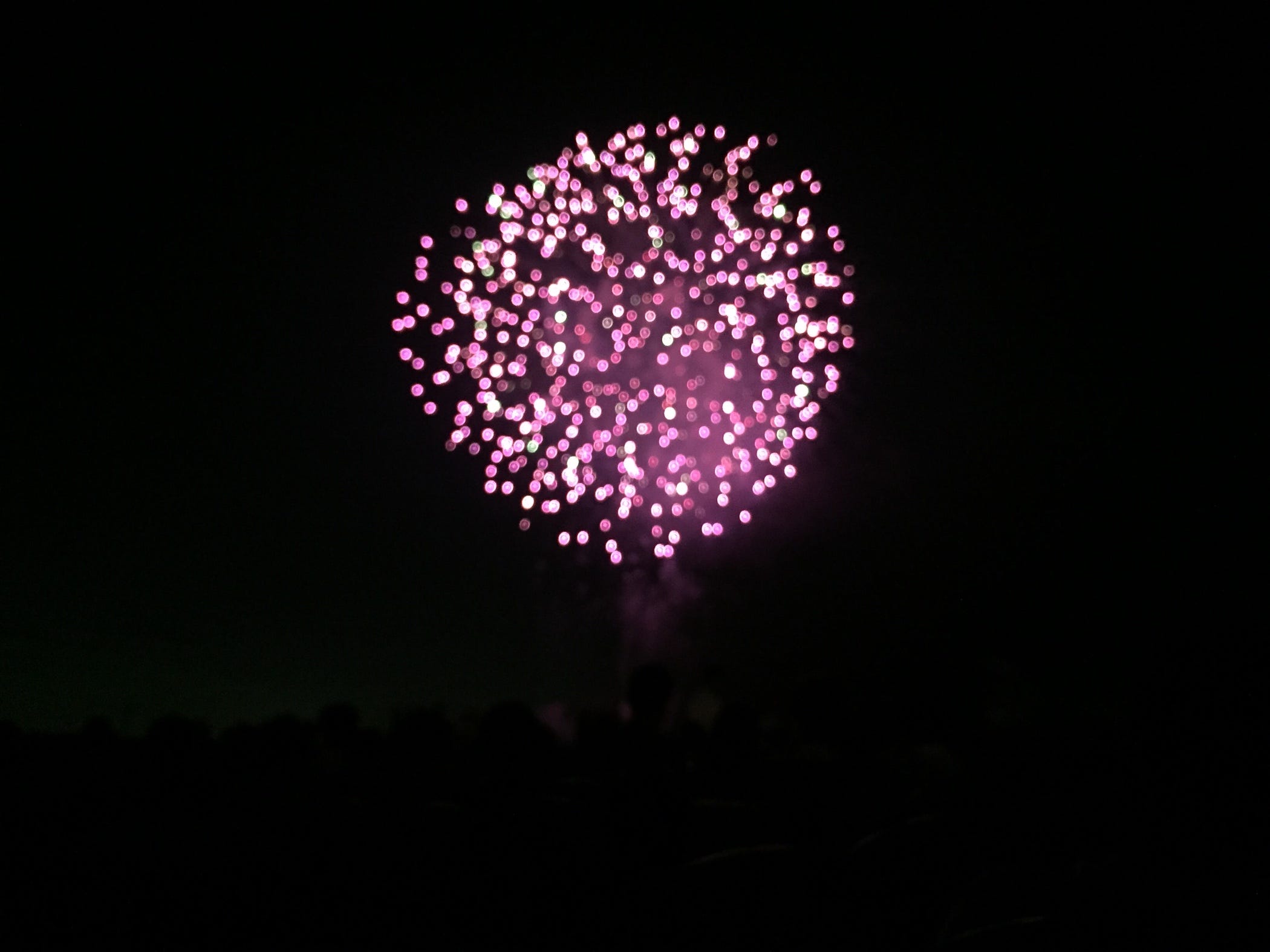 きれいな花火 Beautiful Hanabi By Takayuki Nakatsukasa Medium きれいな花火 Beautiful Hanabi By Takayuki Nakatsukasa Medium