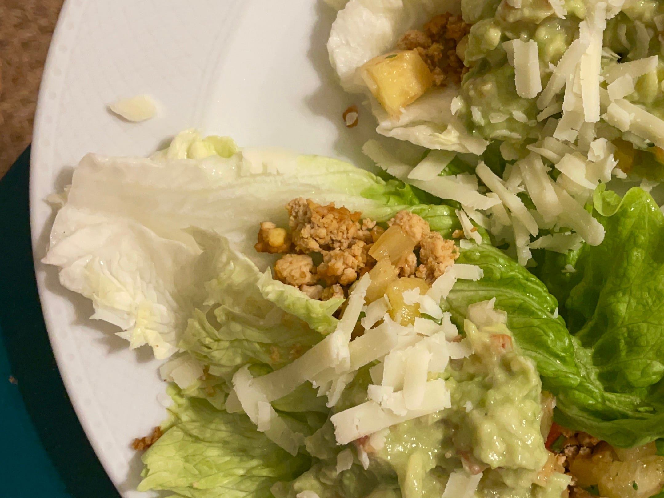 Lettuce tofu tacos with toppings
