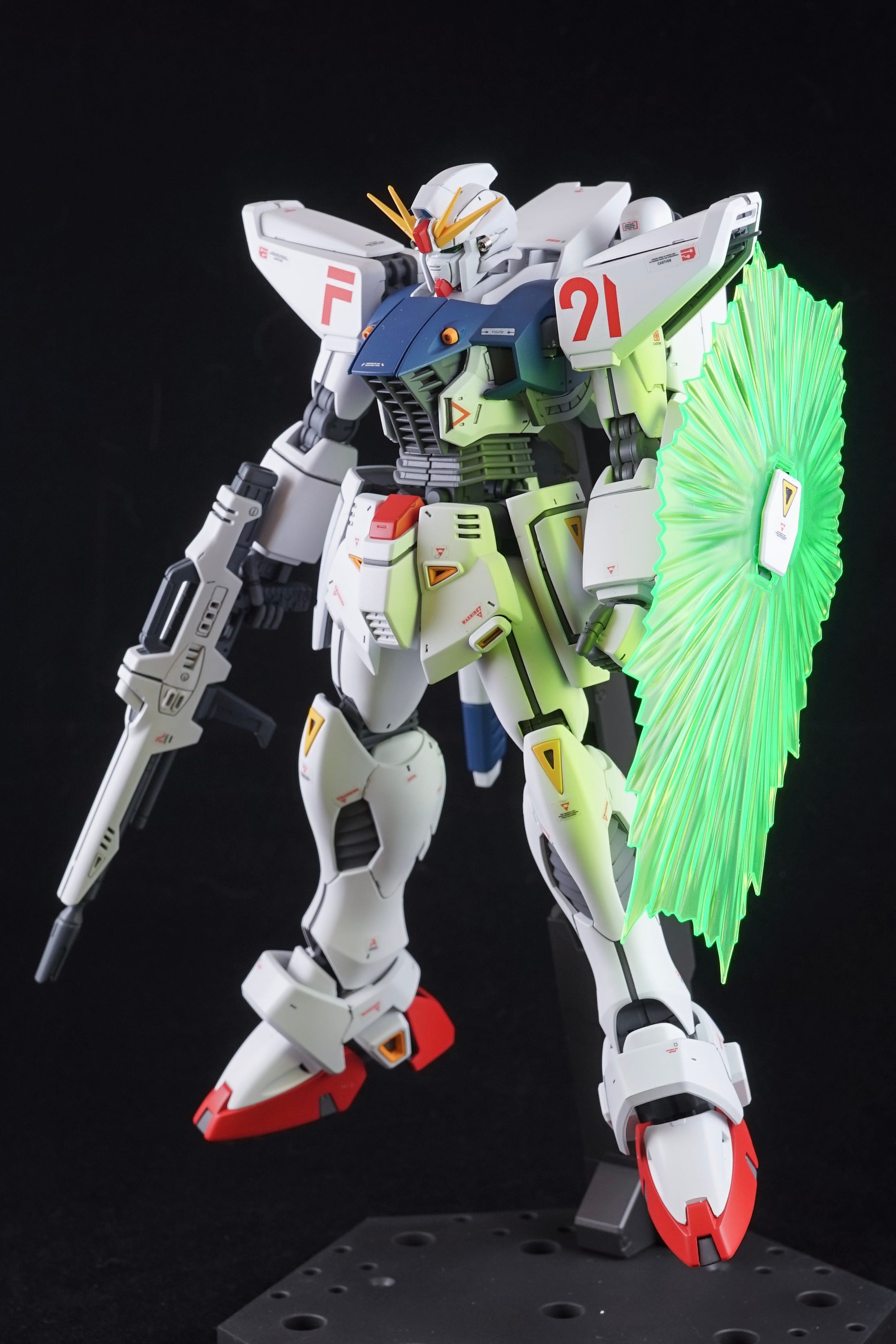 Mg F91 Ver2 作った話 ２ヶ月半ぶりにガンプラが完成しましたー Mg F91 Ver2 です By Mitsuru Haga Medium