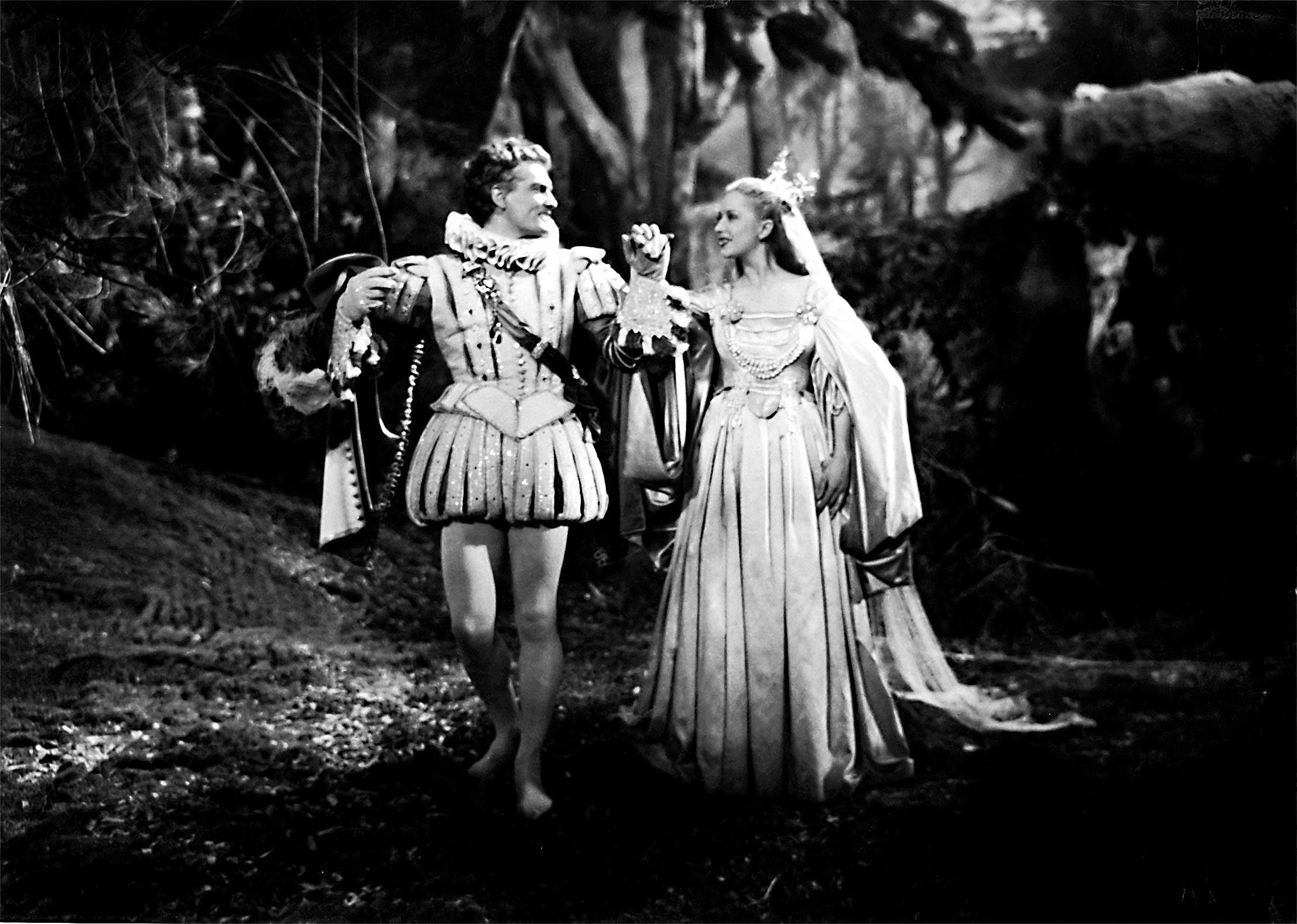 La Belle Et La Bete De Jean Cocteau The Power Dynamic of Jean Cocteau’s ‘La Belle et la Bete’ | by Ben