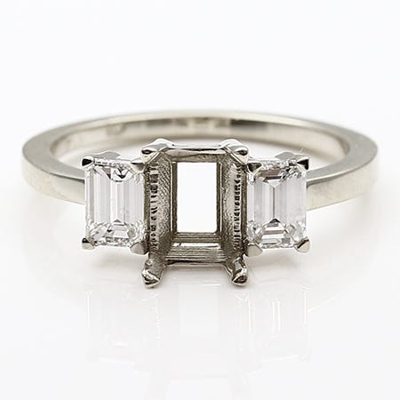 custom engagement ring settings