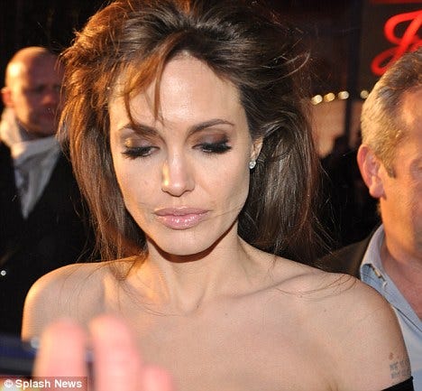 Anorexic Looking Angelina Jolie Appears On The Red Carpet