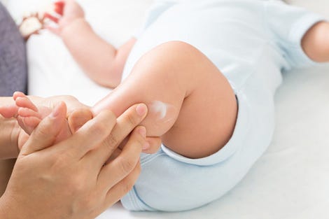 Choose the Right Sunscreen for your Baby