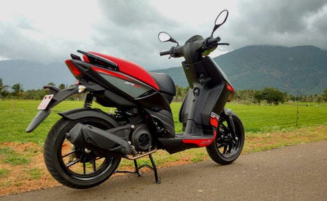 aprilia sr 150 price