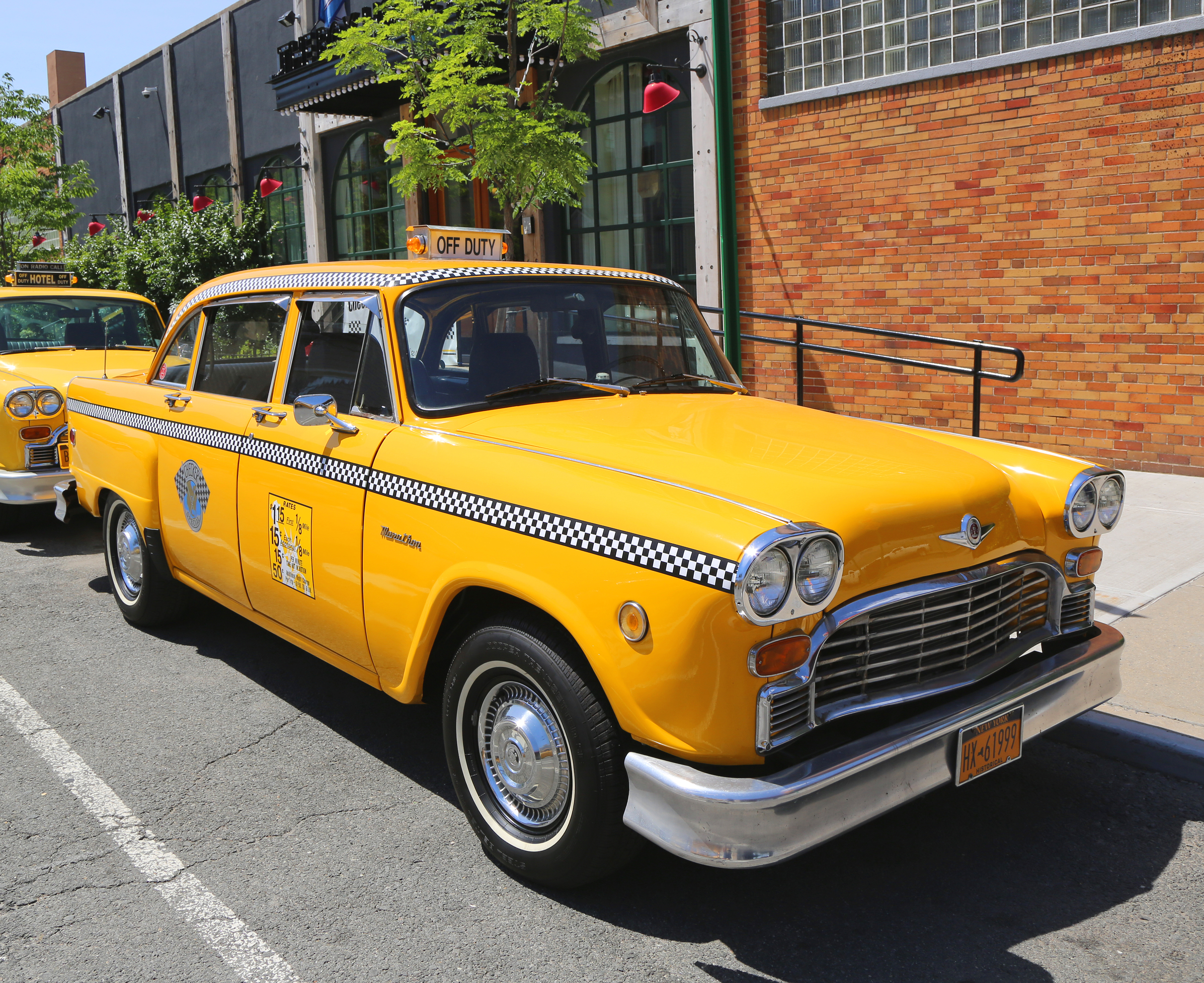 Why Are NYC Iconic Yellow Cabs Yellow By Hello BigApple Medium