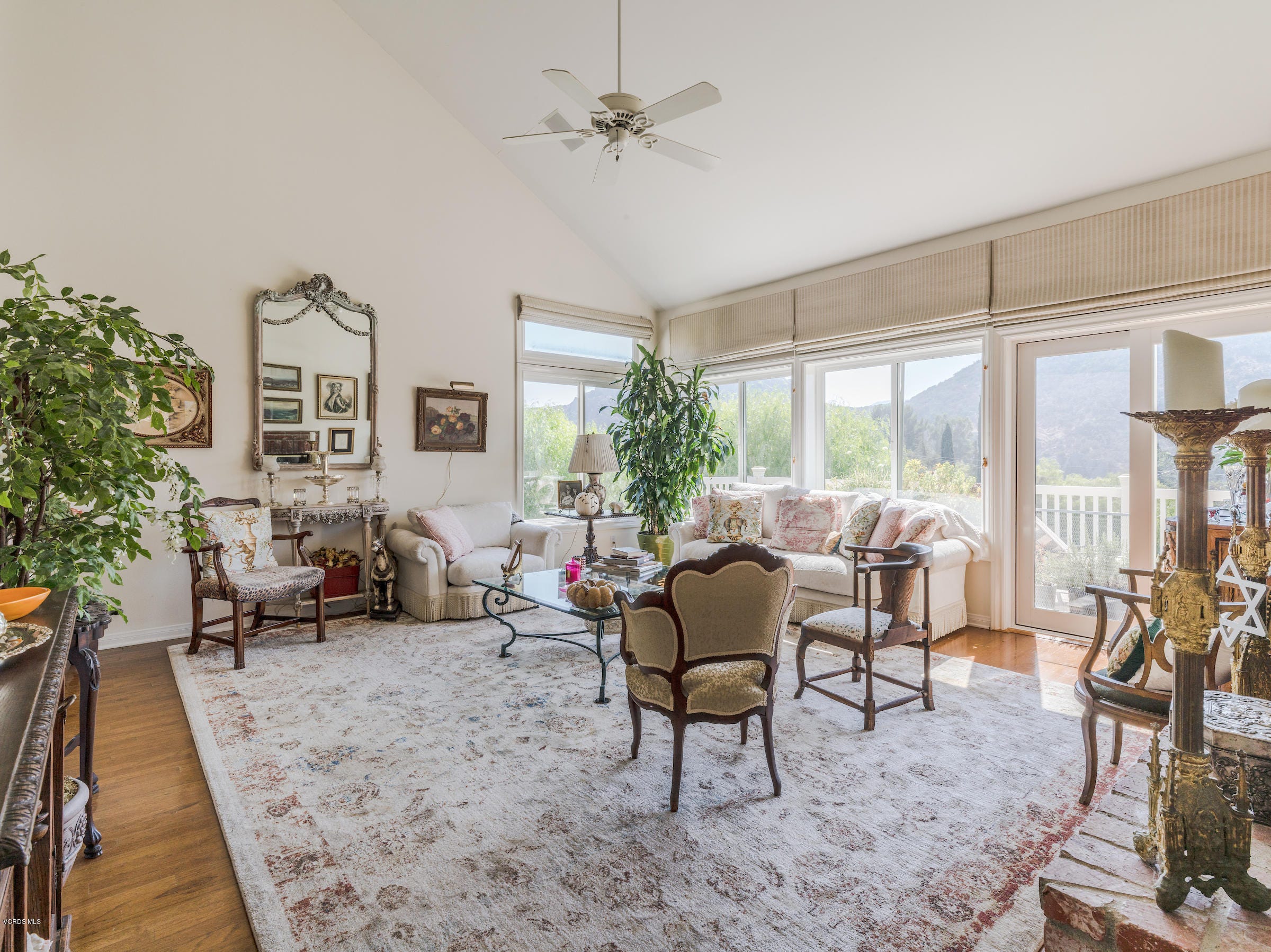 VirtuallyCalifornia — Tour Exclusive Dilbeck Properties by Dilbeck