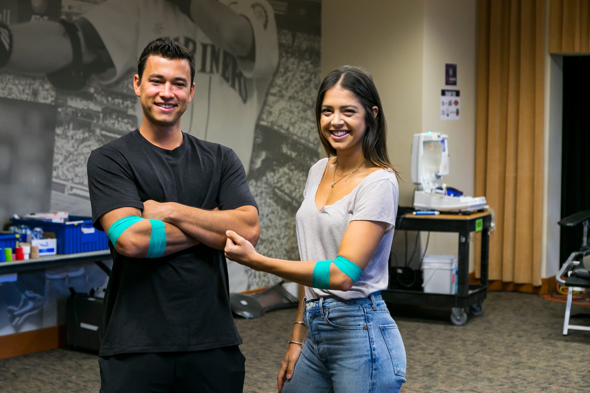 Marco Gonzales joins Mariners Front Office to give blood by