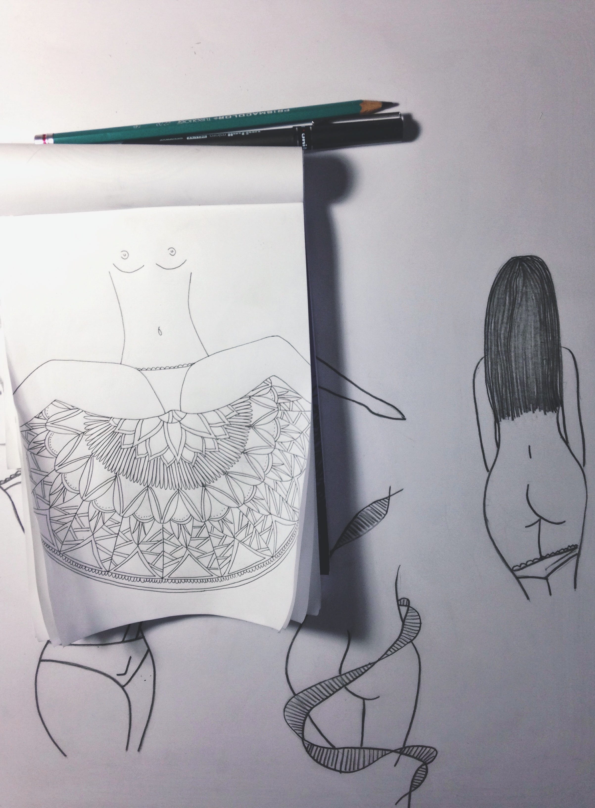 Featured image of post Dibujos A Lapiz Faciles De Hacer De Chicas
