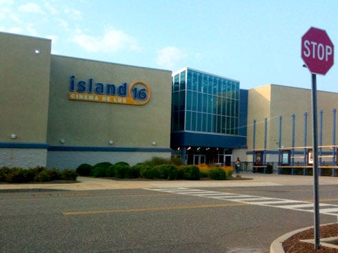 The Cinema De Lux Island 16 In Holtsville New York By Choire Sicha The Awl Medium