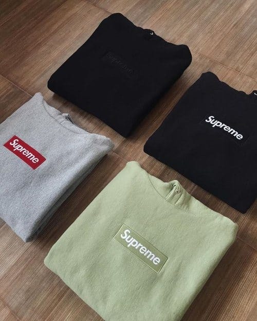 How To Spot Fake Supreme Box Logo — Fake Vs Real Supreme Bogo Hoodie | by  Legit Check By Ch | Medium