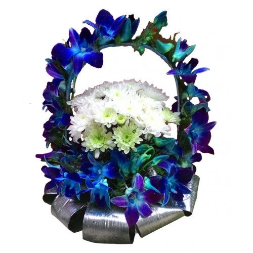 Basket Blossom Online Flowers Delivery In Delhi Fnp Gifts India By Magical Petals Medium