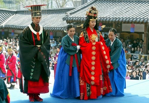 What Happened To The Last Korean Queen By Wooree Medium