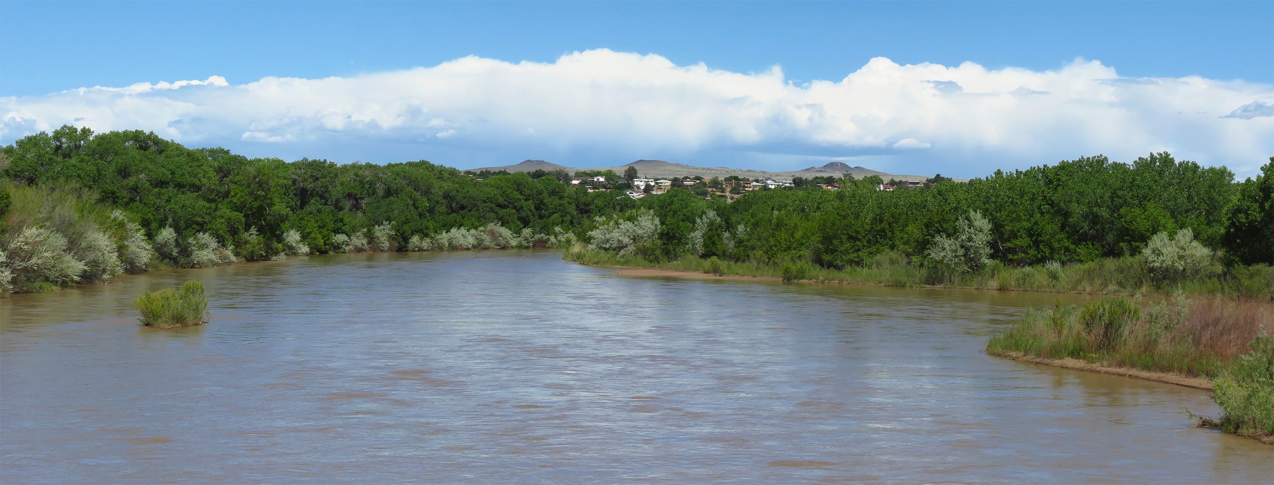 The Rio Grande with extinct volcanoes in the distance.