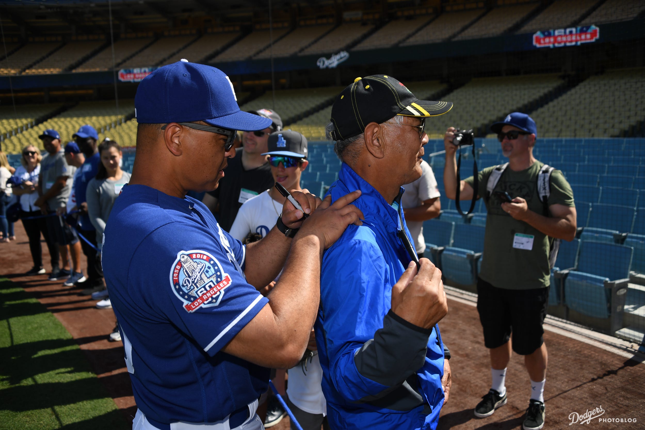 Photoblog Dodgers host Pups at the Park by Sue Jo Dodger Insider