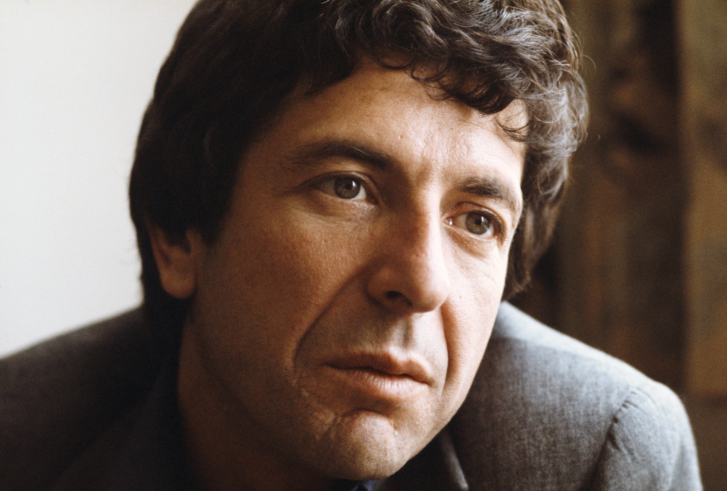 A terrified Leonard Cohen walked offstage in the middle of his ...