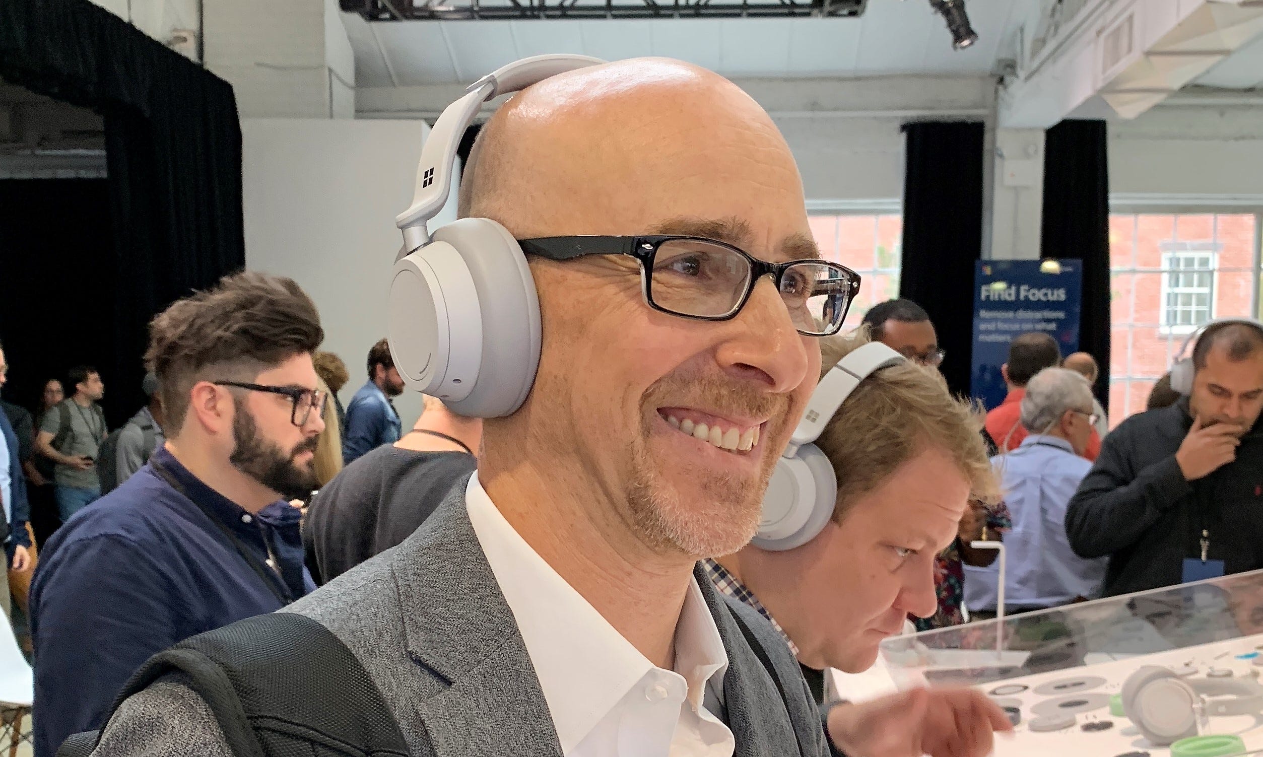 microsoft headphones surface 2