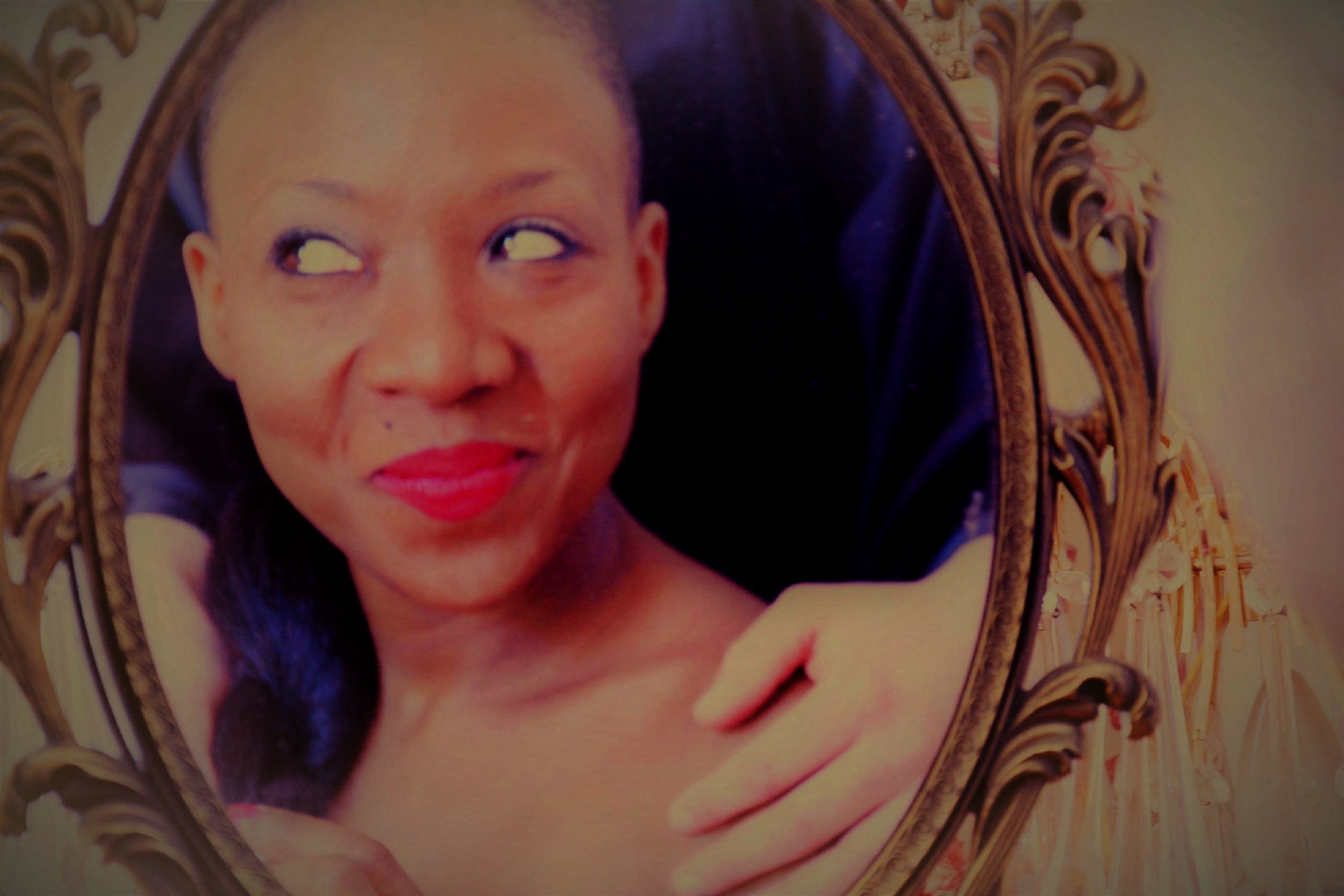 Smart Girls Are The Best In Bed Here S Why Https Holdmylipstick Com By Yve Tia Medium