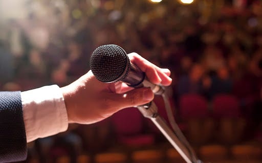 Famous Public Speakers - List of the Top Well-Known Public Speakers