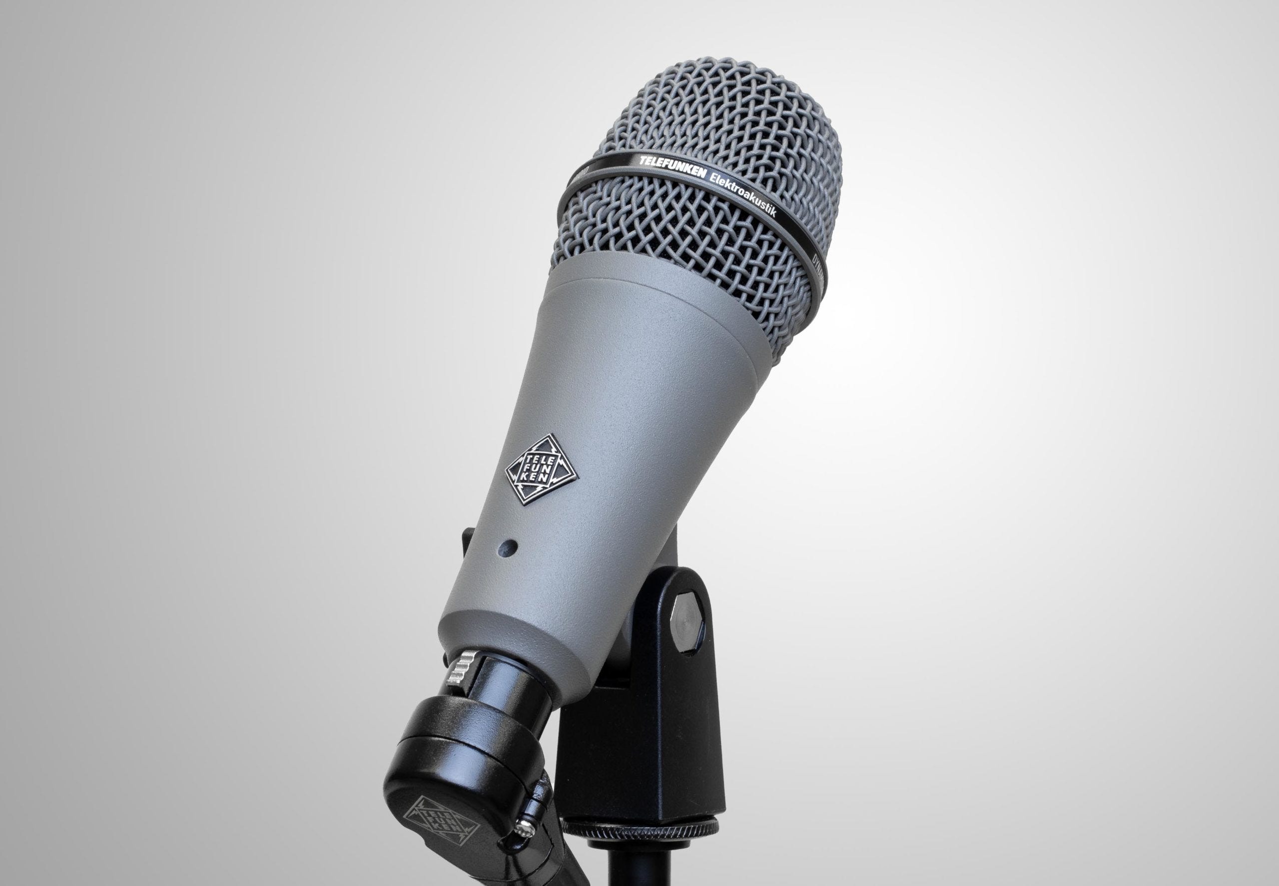 Mics I Use for Recording 3 Great Dynamic Microphones for Music Production