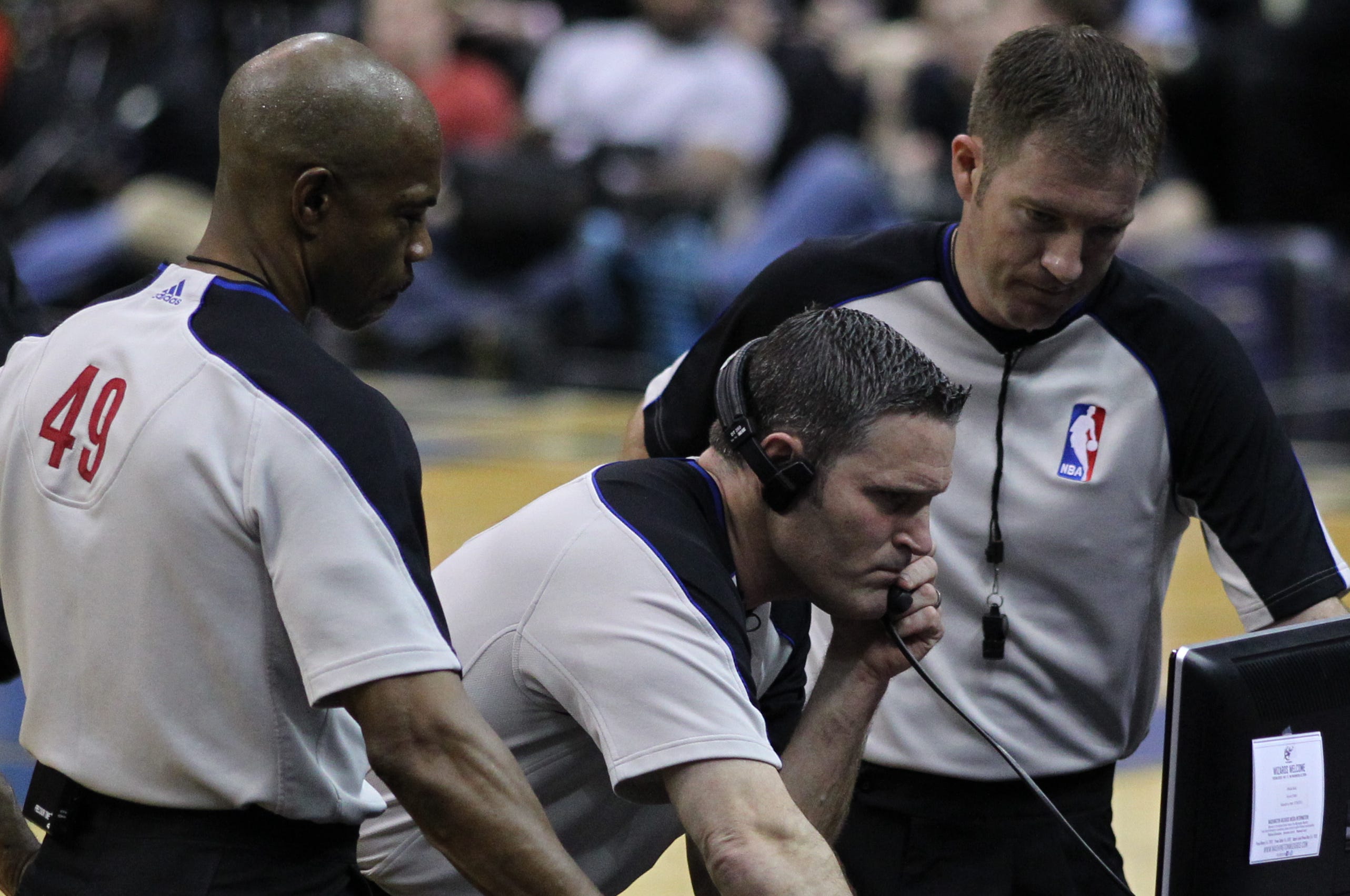 nba referee 7