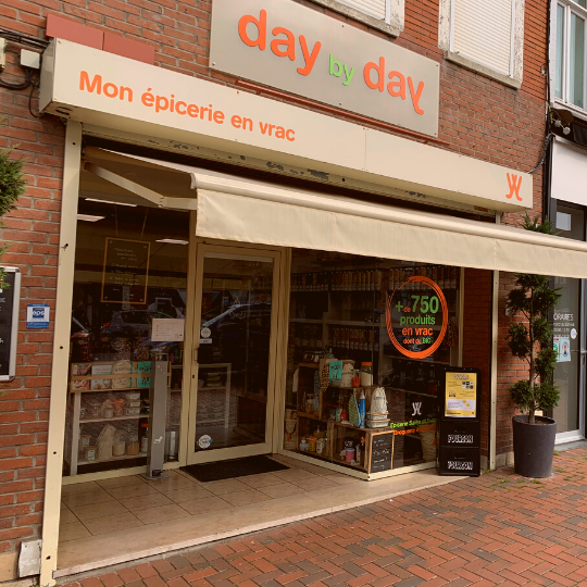 Le Fourgon est disponible en points retrait ! by Aurélie Wozniczak