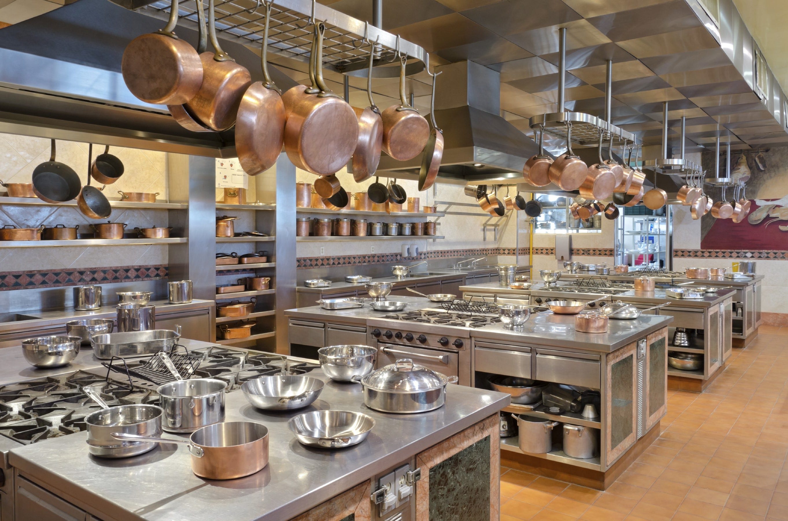 Tips For Commercial Kitchens To Keep Their Countertops Clean