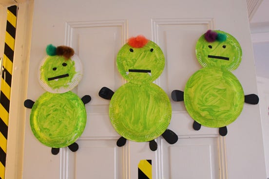 Teaching preschoolers crafts design | by Honey Nguyen | LittleLives