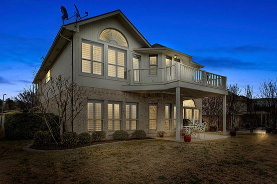 The Basic Step To Architectural Photography For Beginners | by