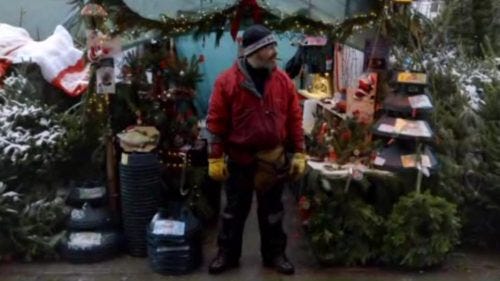 Stage and cinema theater review: it’s a wonderful santaland miracle TREE MAN Shows Santa Isn’t the Only One Responsible for Christmas Cheer