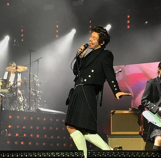 harry styles outfits 2018