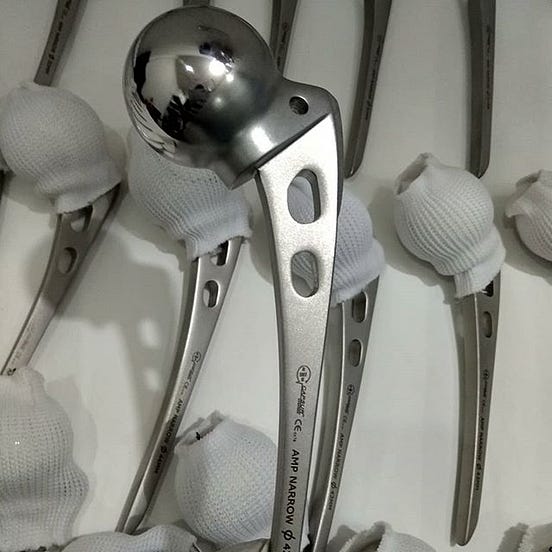 Why Titanium is a Preferred Metal for Orthopedic Implants Manufacturing