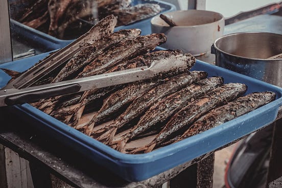 Warung makan ikan khas Indonesia timur di utara Tugu Jogja | by Agib