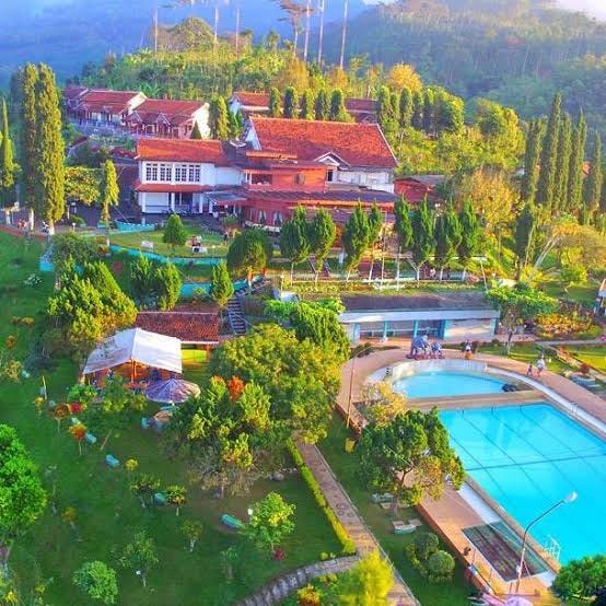 Wisata puncak dan penginapan