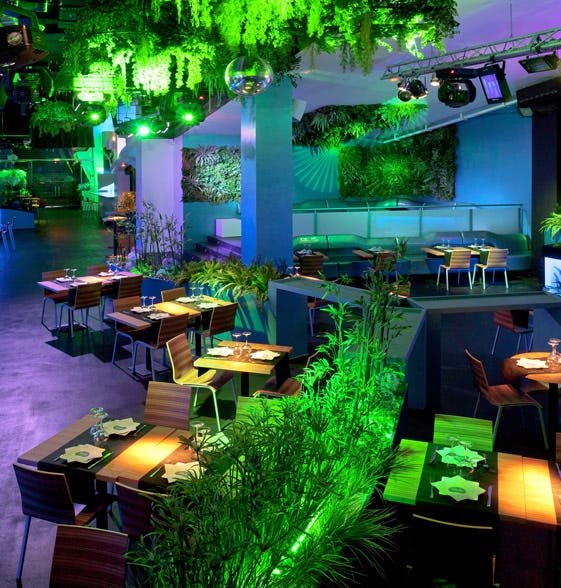 Lounge bars in Barcelona | by Tamekia Muniz | Medium