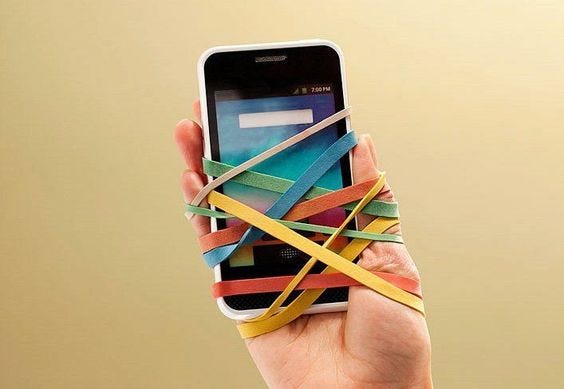 No Phone Day How Giving Up My Smart Phone For A Day Helped Me Reconsider My Lifestyle By Sarah Lafi Medium