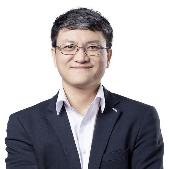 Mr. Nguyen Tan Minh — Advisor of Vconomics