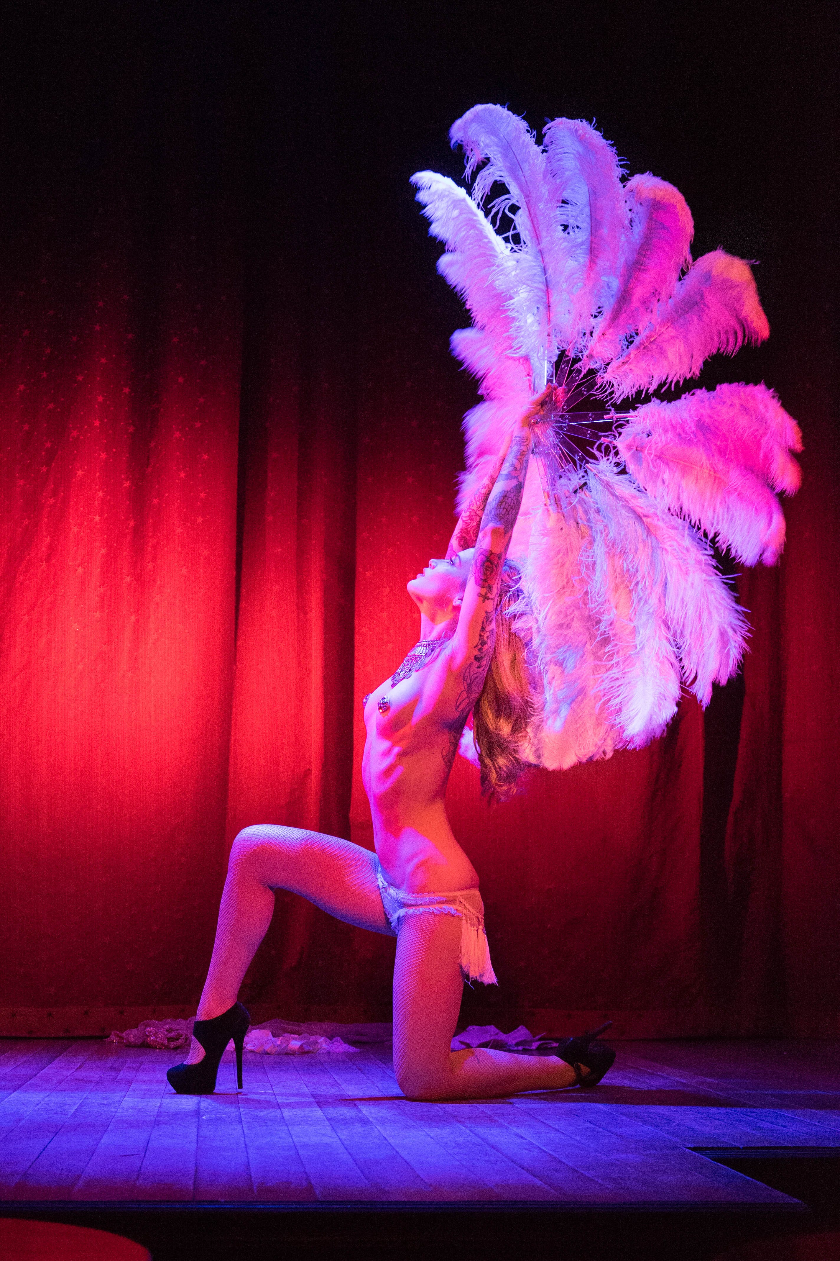 Nyc Burlesque Teatri Nascosti Speakeasy Party By The Creamynals Il Diario Di Johnny Medium