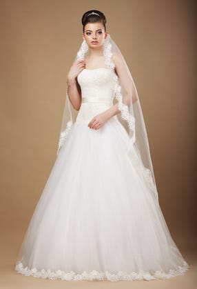 Ways To Get The Perfect Country Bridal Look Evenuebooking Medium