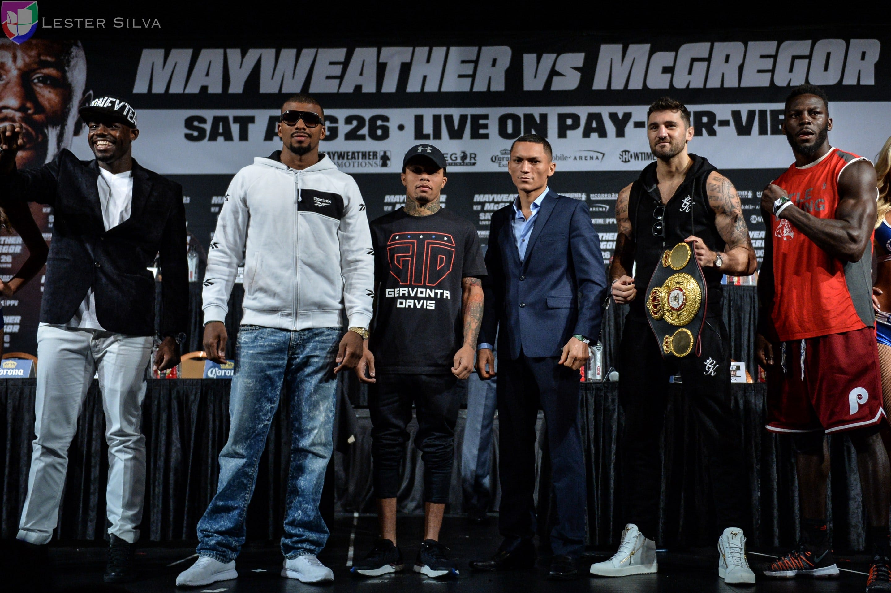 gervonta davis under armour shirt