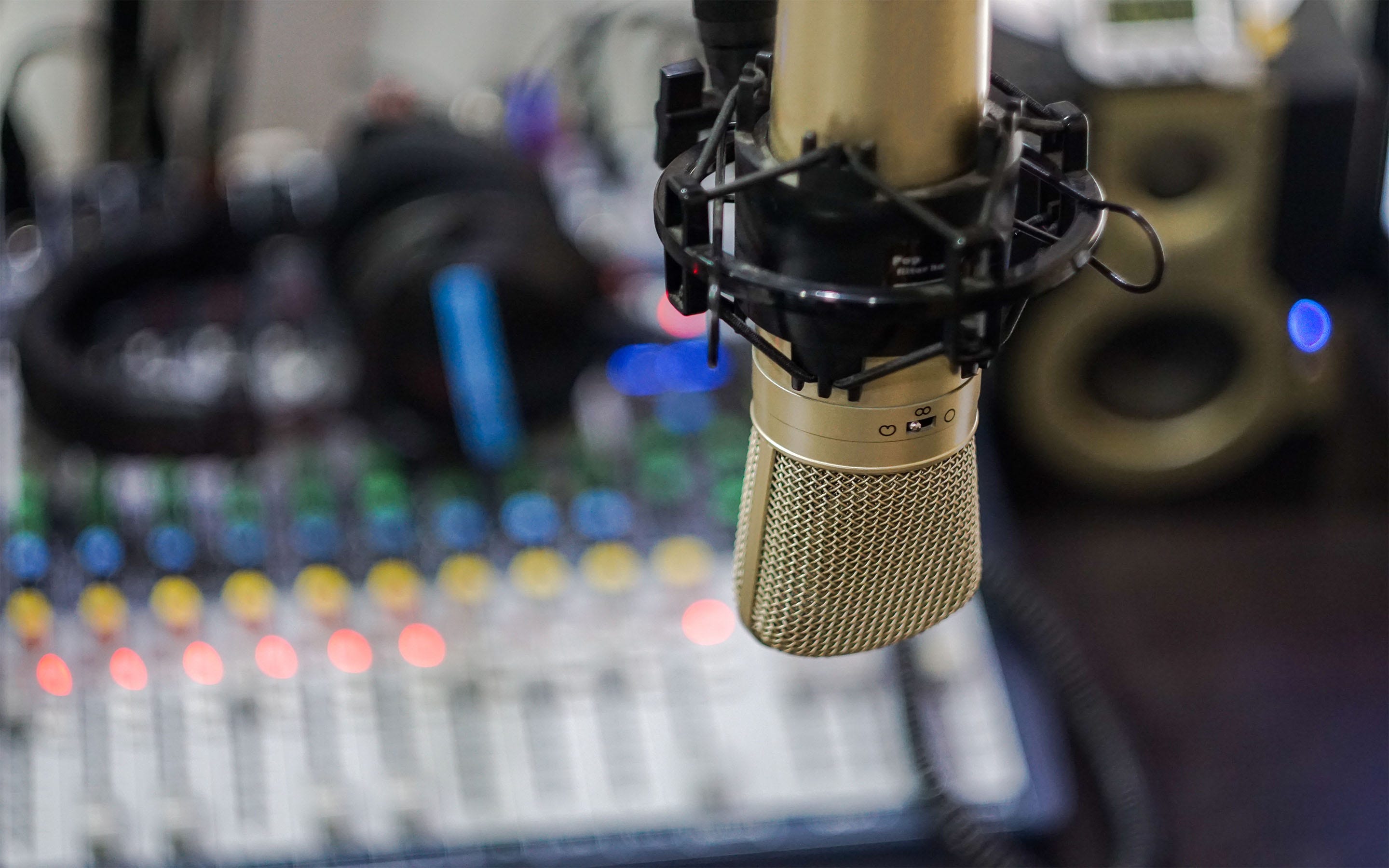 The history and growth of the Virgin Radio station by Radio Fidelity