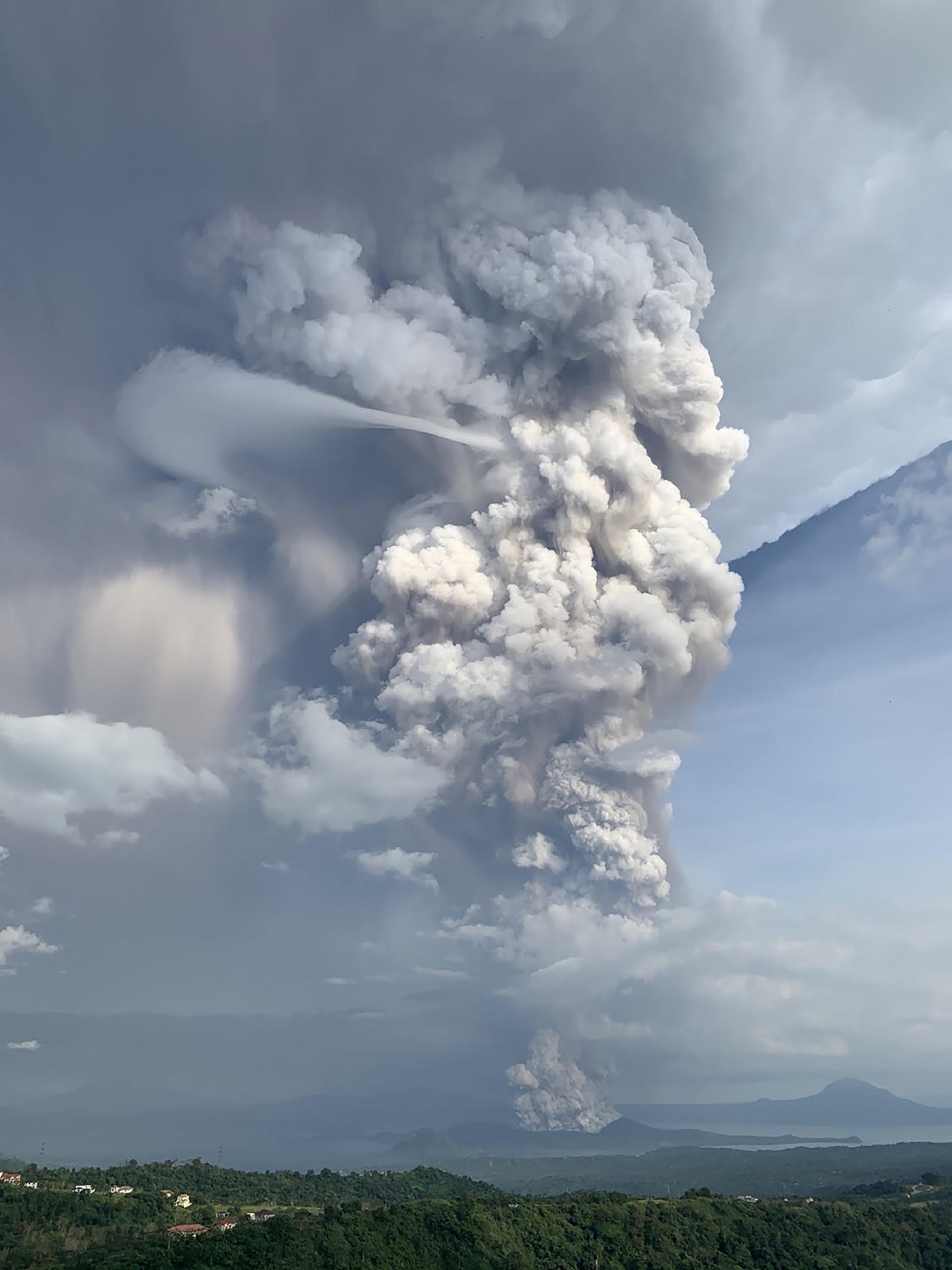 4 Ways Usaid Is Supporting The Philippines Taal Volcano Response By Usaid Saves Lives Medium